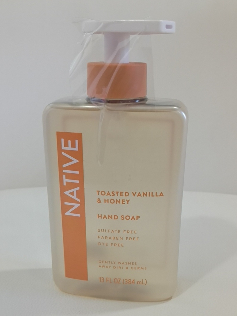 Native Toasted Vanilla & Honey Hand Soap - Peach Accent